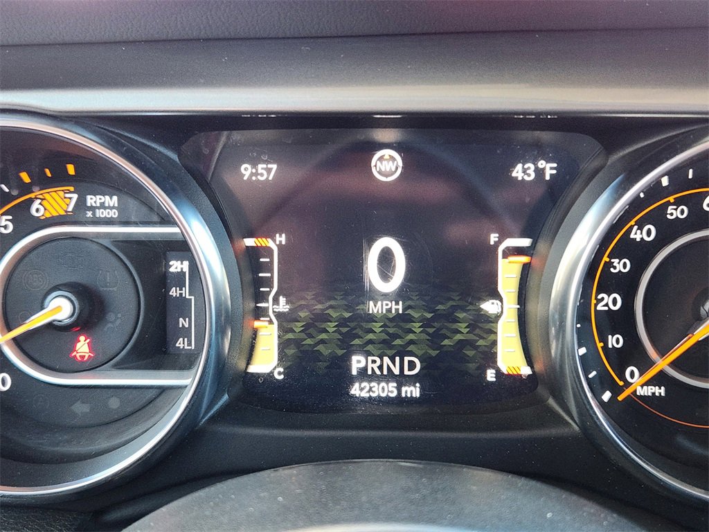 Used 2022 Jeep Wrangler Unlimited Sahara w/ Cold Weather Group image 15