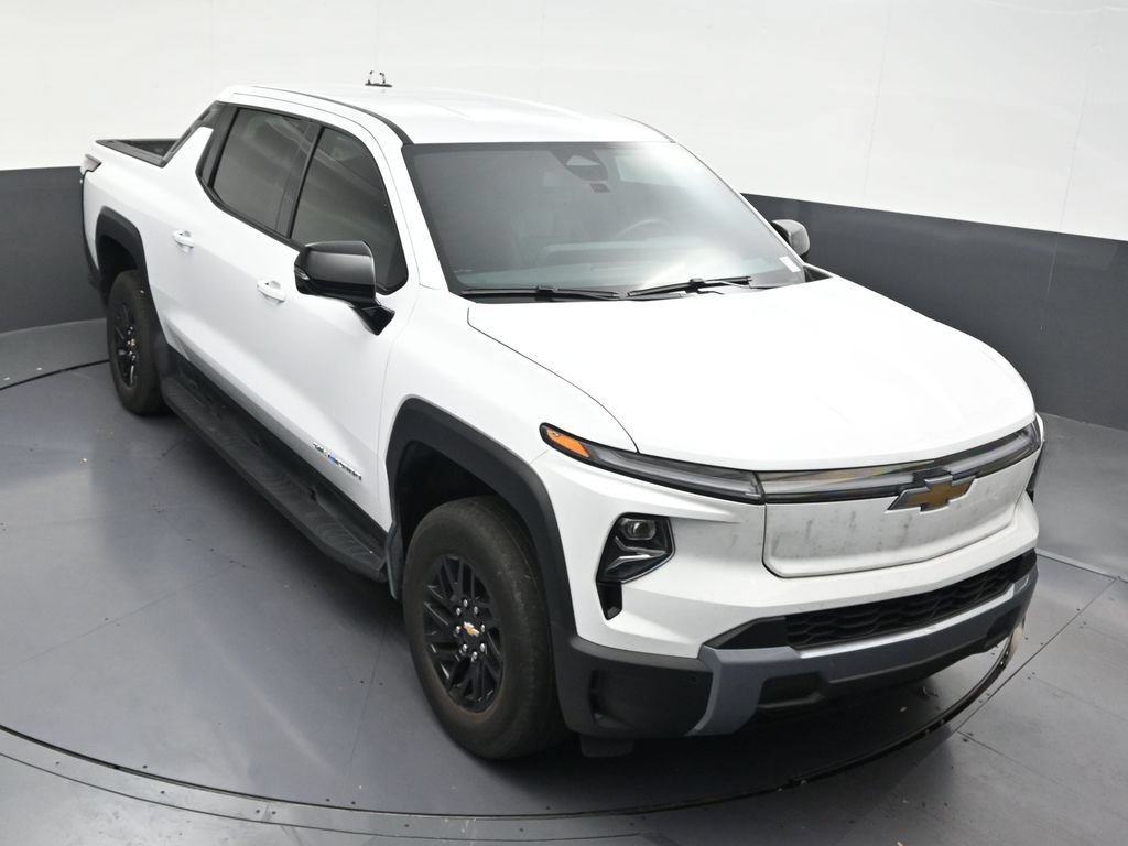 Used 2025 Chevrolet Silverado EV LT AWD/4WD image 22