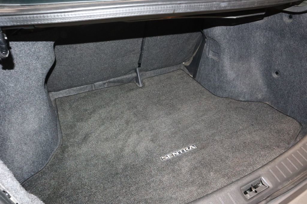 Used 2019 Nissan Sentra SV image 18