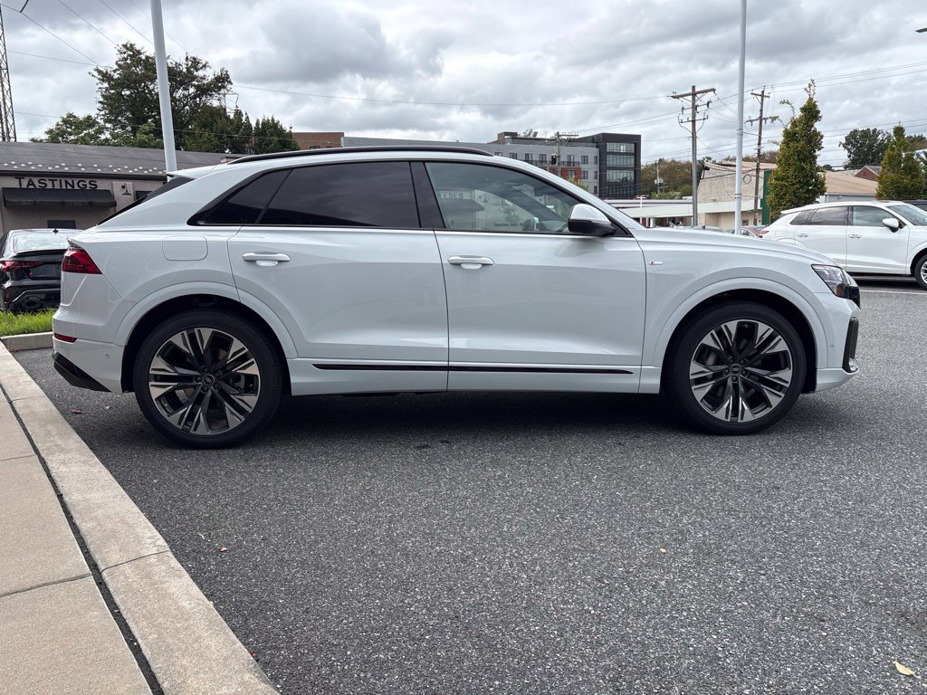 New 2027 Audi Q8 Premium Plus AWD/4WD image 6