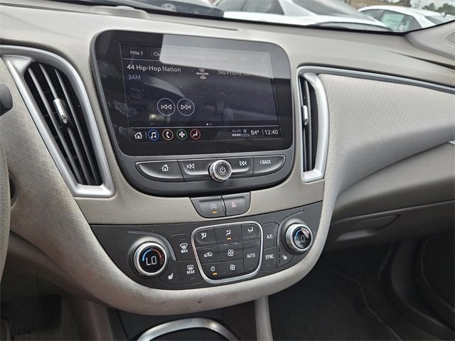 Used 2022 Chevrolet Malibu LT image 20