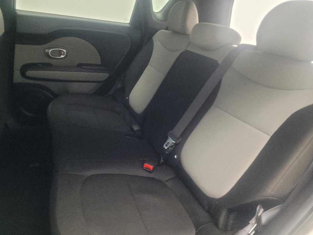 Used 2017 Kia Soul image 18
