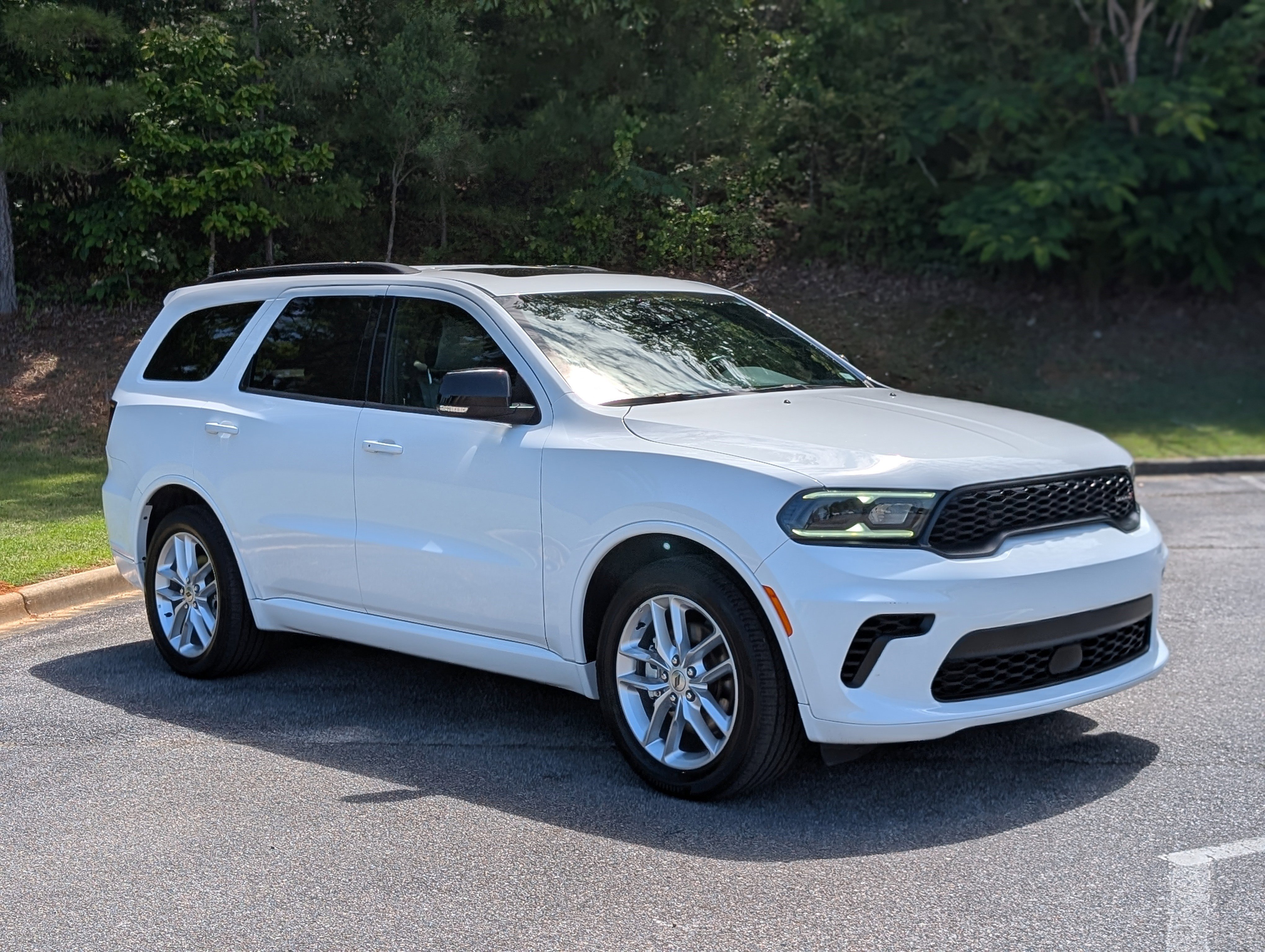 Used 2024 Dodge Durango GT RWD image 11