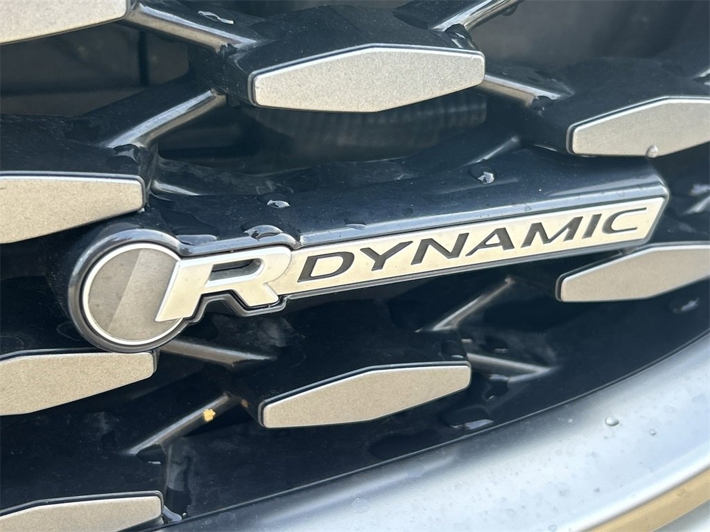 Used 2024 Jaguar F-PACE R-Dynamic S image 10