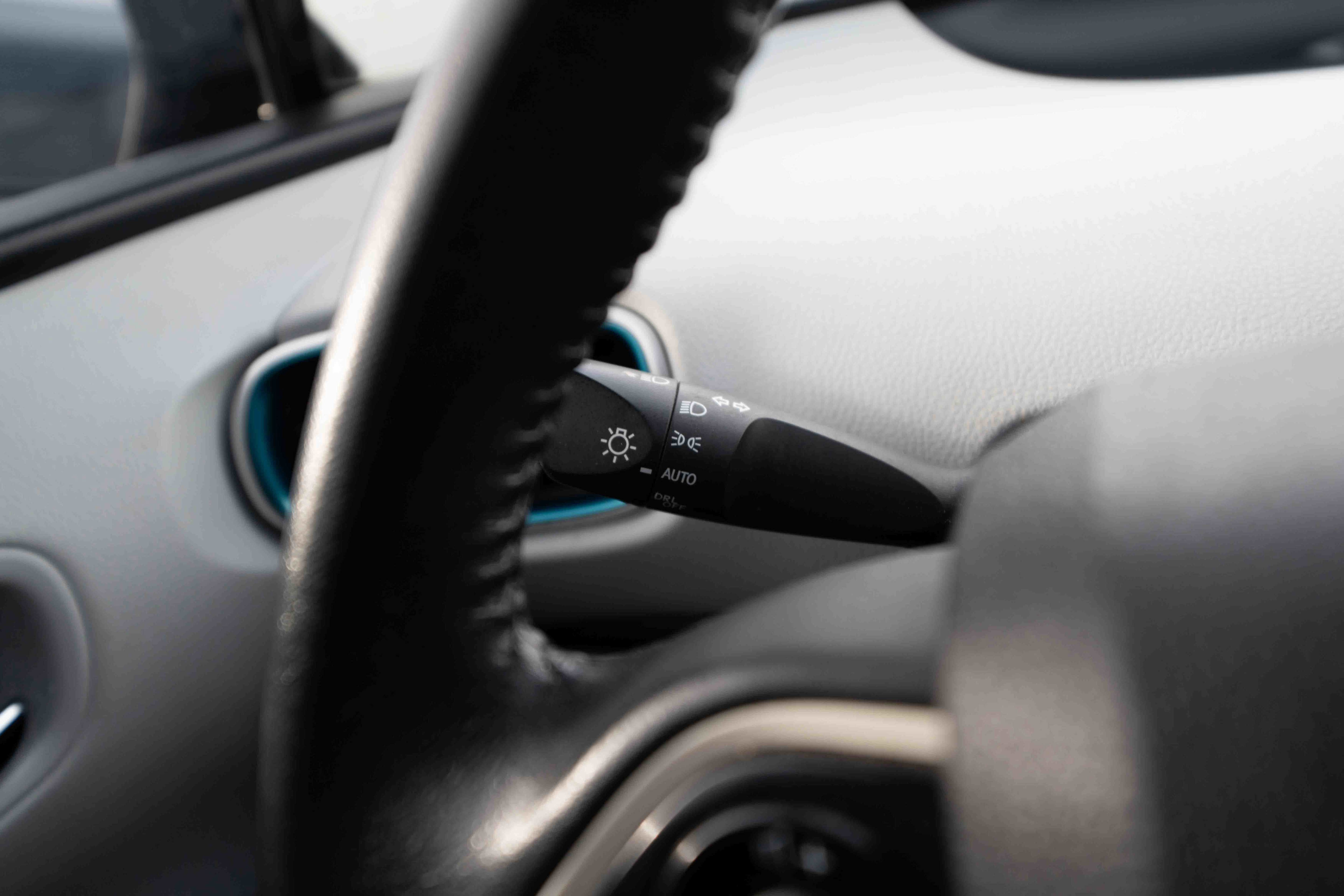 Used 2017 Toyota Prius Four image 13