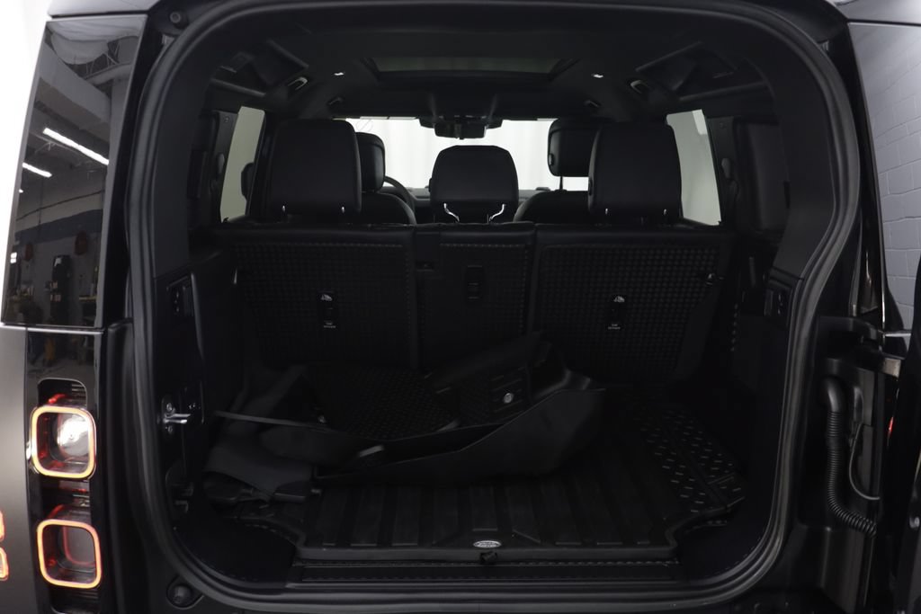 Used 2023 Land Rover Defender 110 Carpathian Edition AWD/4WD image 19