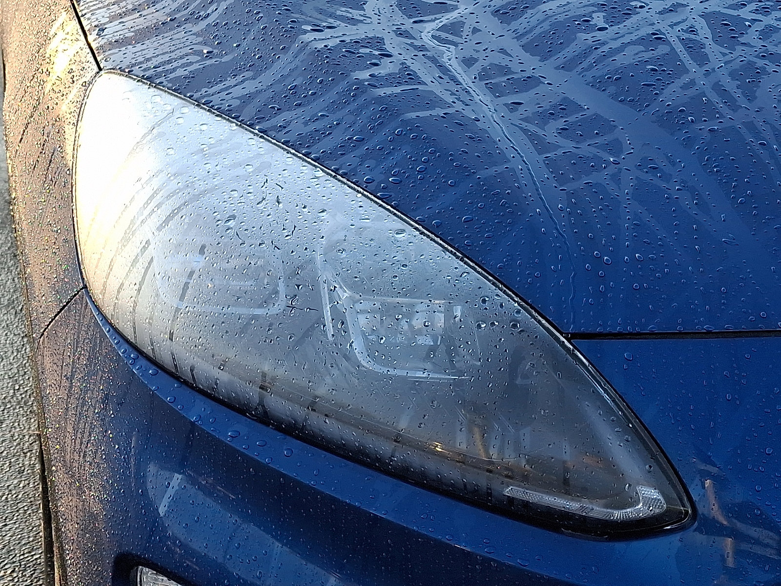 Certified 2022 Ford Escape Titanium image 9