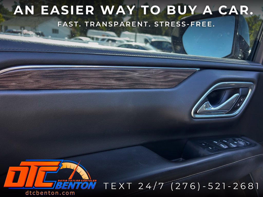 Used 2021 Chevrolet Suburban LT AWD/4WD image 13