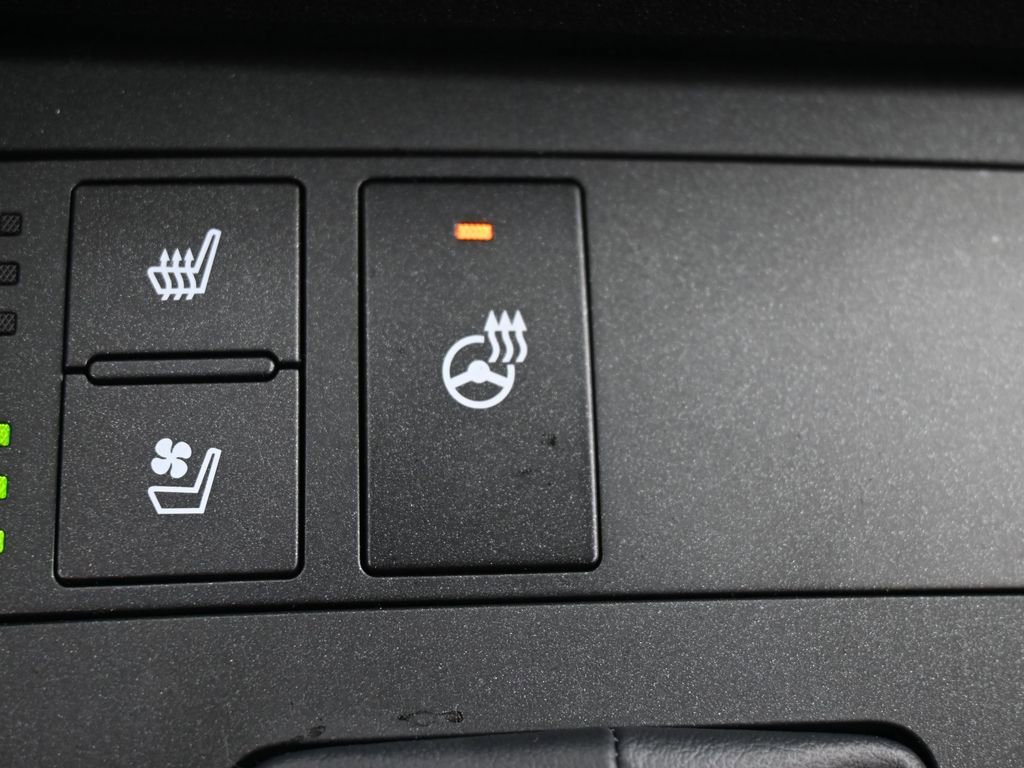 Used 2025 Lexus IS 300 w/ Premium Package image 26