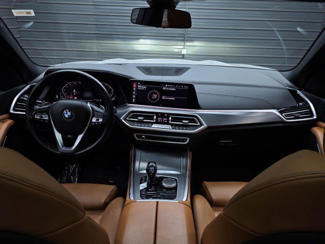 Used 2019 BMW X5 xDrive40i w/ Premium Package 2 AWD/4WD image 12