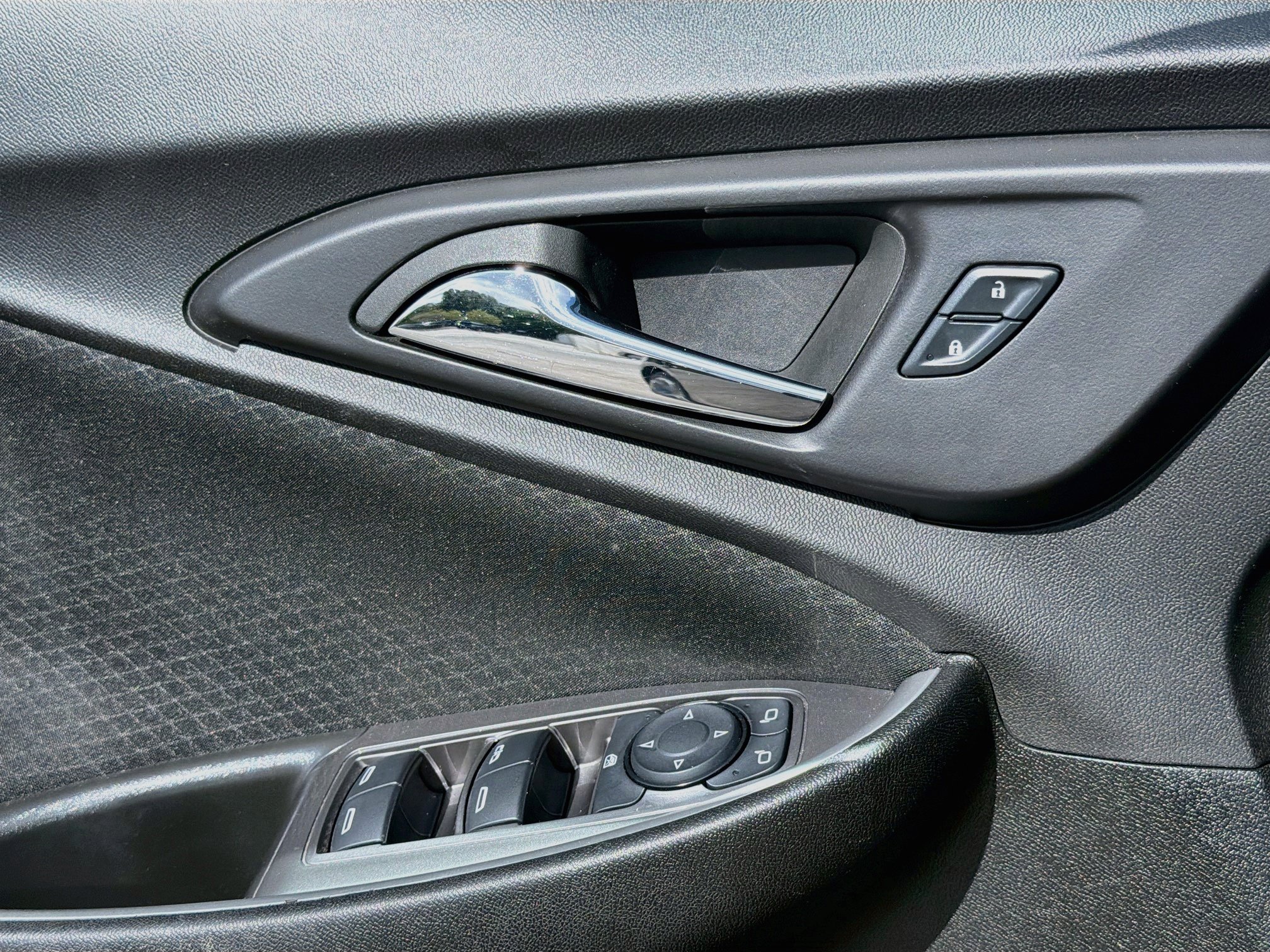 Used 2024 Chevrolet Malibu LT FWD image 22