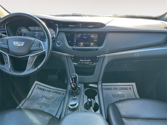 Used 2022 Cadillac XT5 Premium Luxury image 11