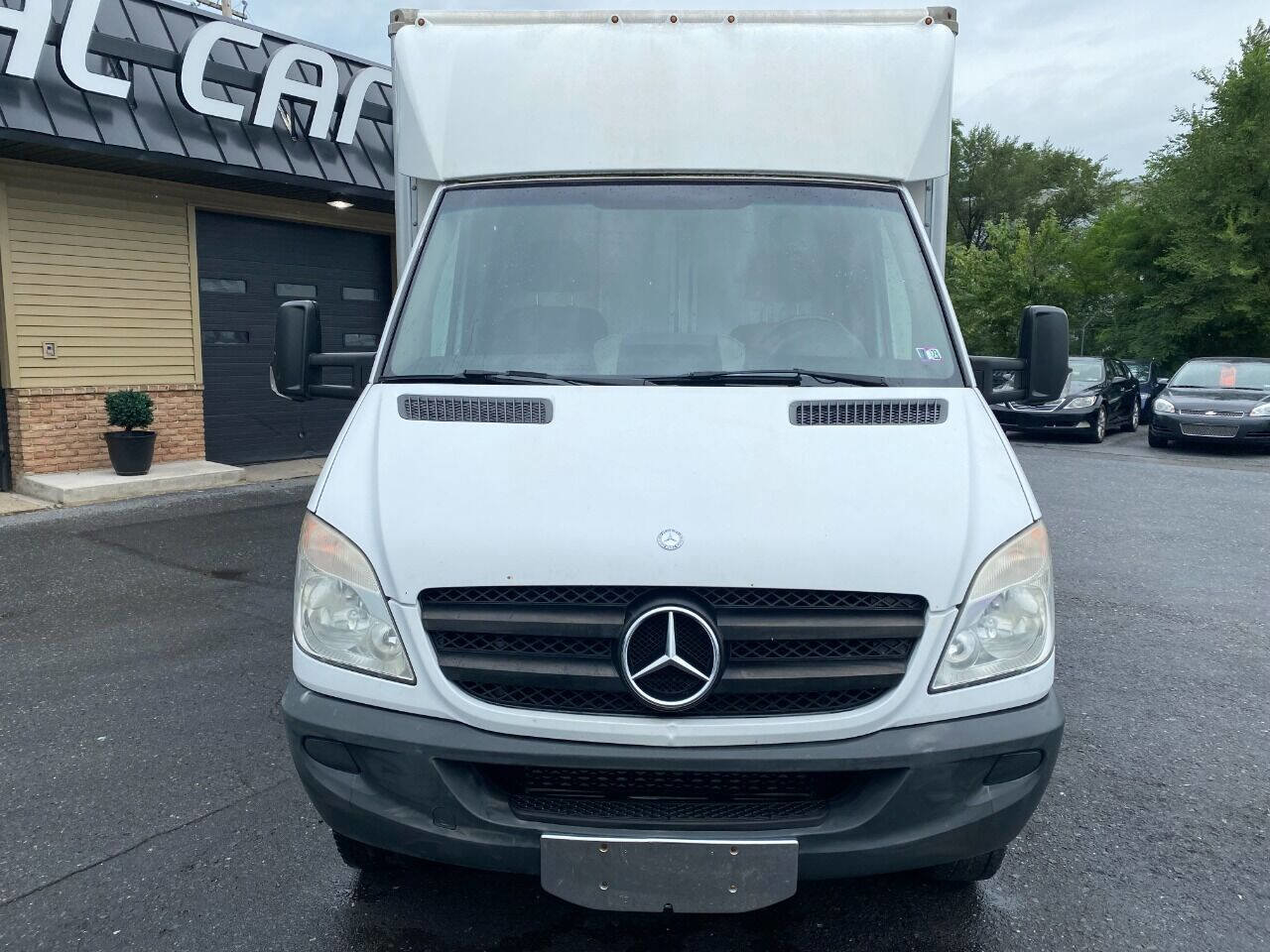 Used 2012 Mercedes-Benz Sprinter 3500 image 2