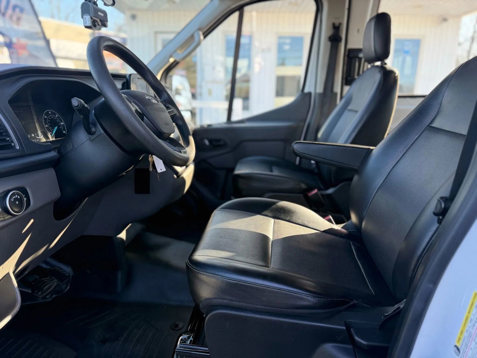 Used 2023 Ford Transit 250 Medium Roof w/ Load Area Protection Package image 14