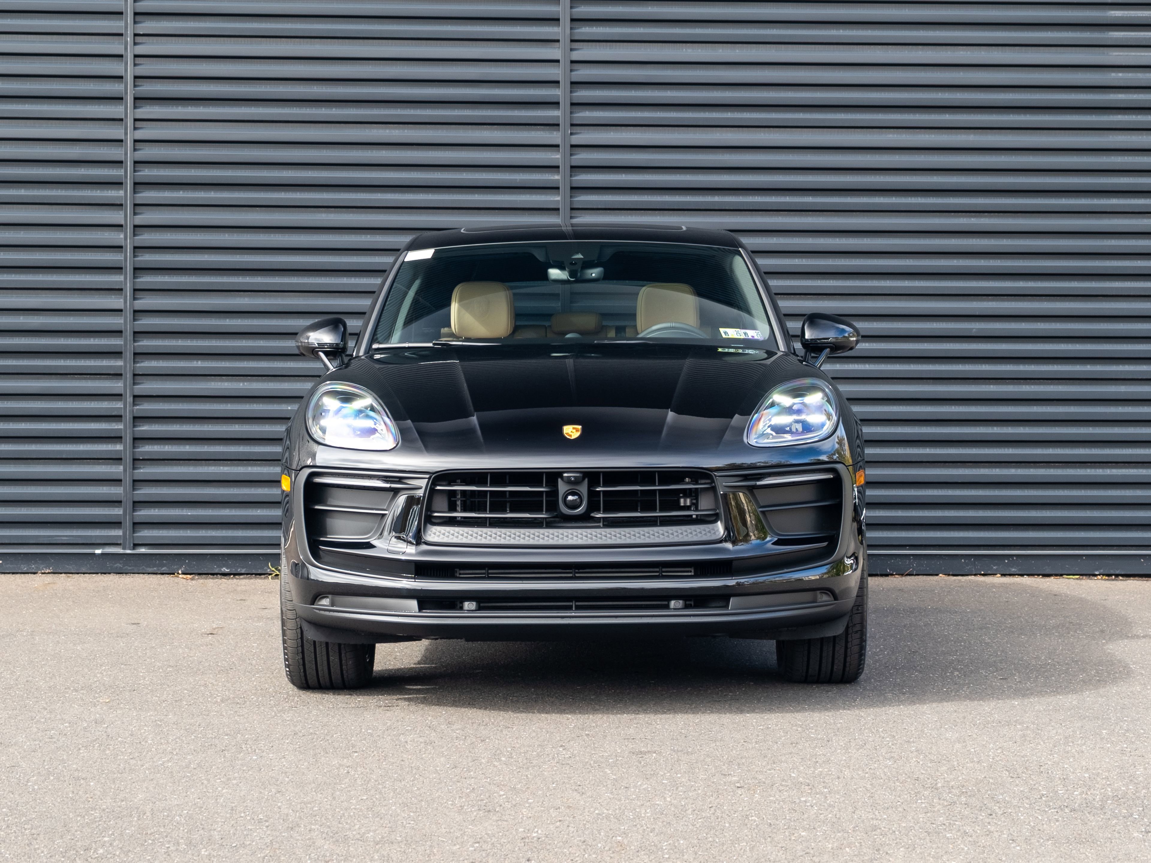 Used 2026 Porsche Macan image 11