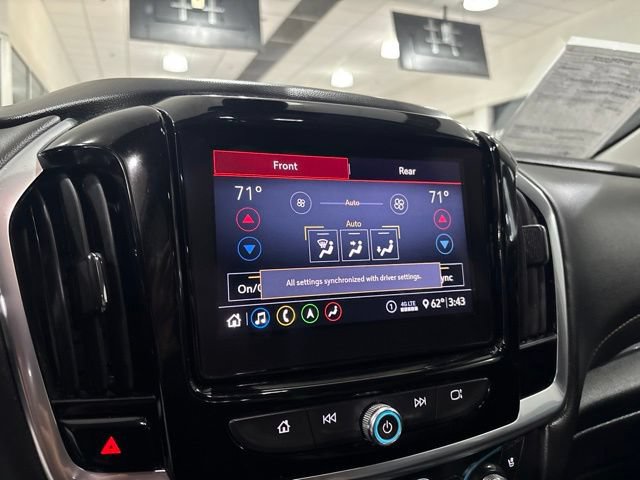 Used 2021 Chevrolet Traverse Premier w/ Redline Edition AWD/4WD image 26