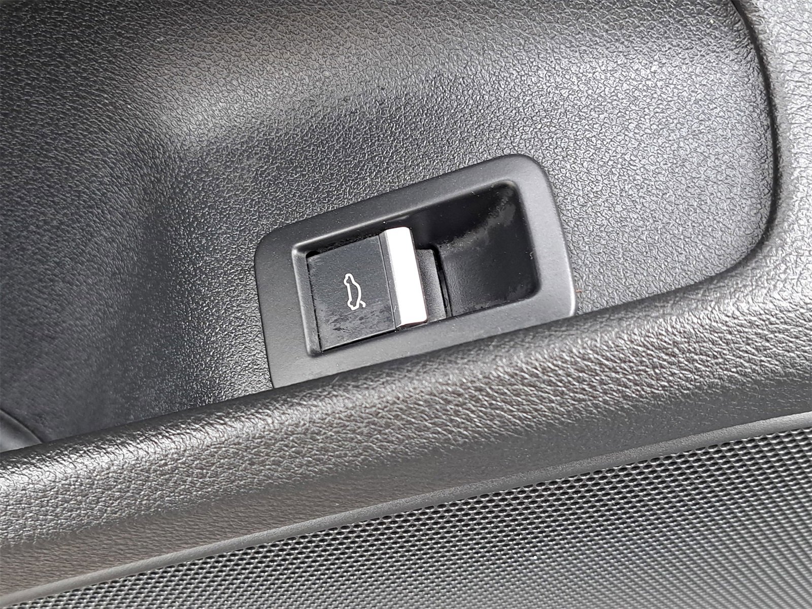 Used 2017 Audi A4 2.0T Ultra Premium image 30