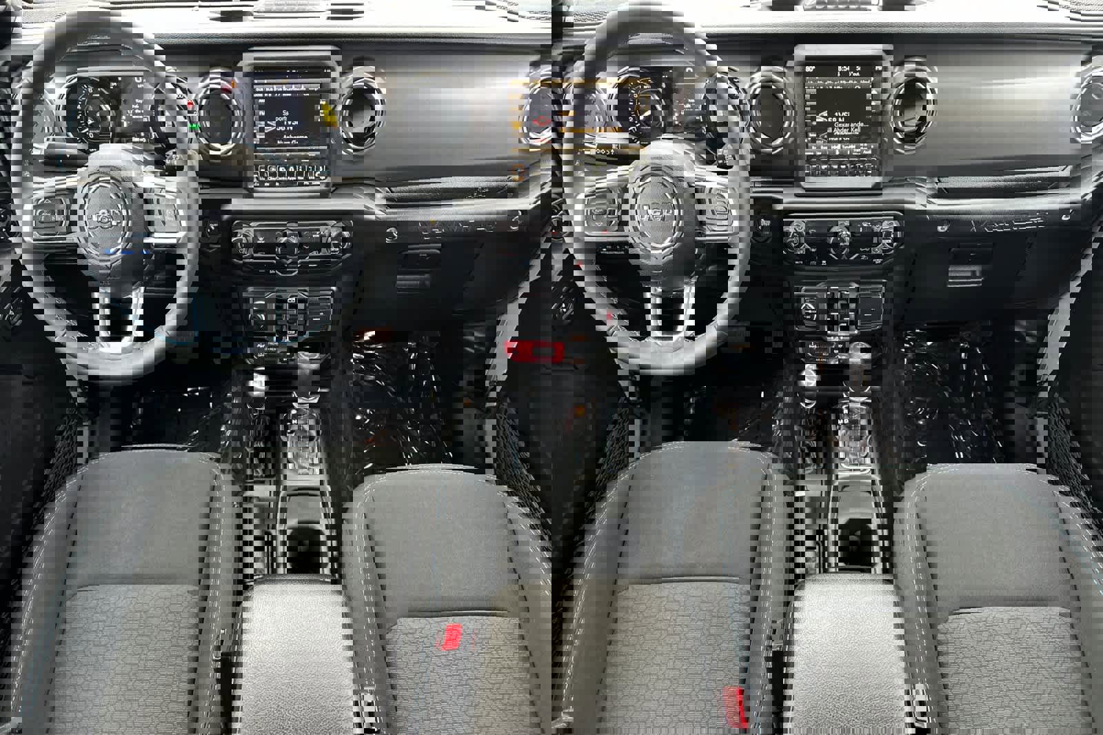 Used 2023 Jeep Wrangler Unlimited Rubicon 4xe w/ Steel Bumper Group image 3