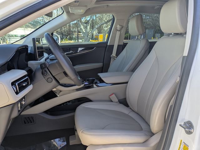 Used 2023 Lincoln Nautilus Reserve w/ Cargo Utility Package image 19