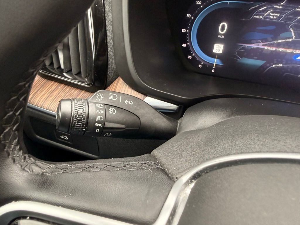 Used 2023 Volvo XC60 B5 Plus w/ Climate Package image 28