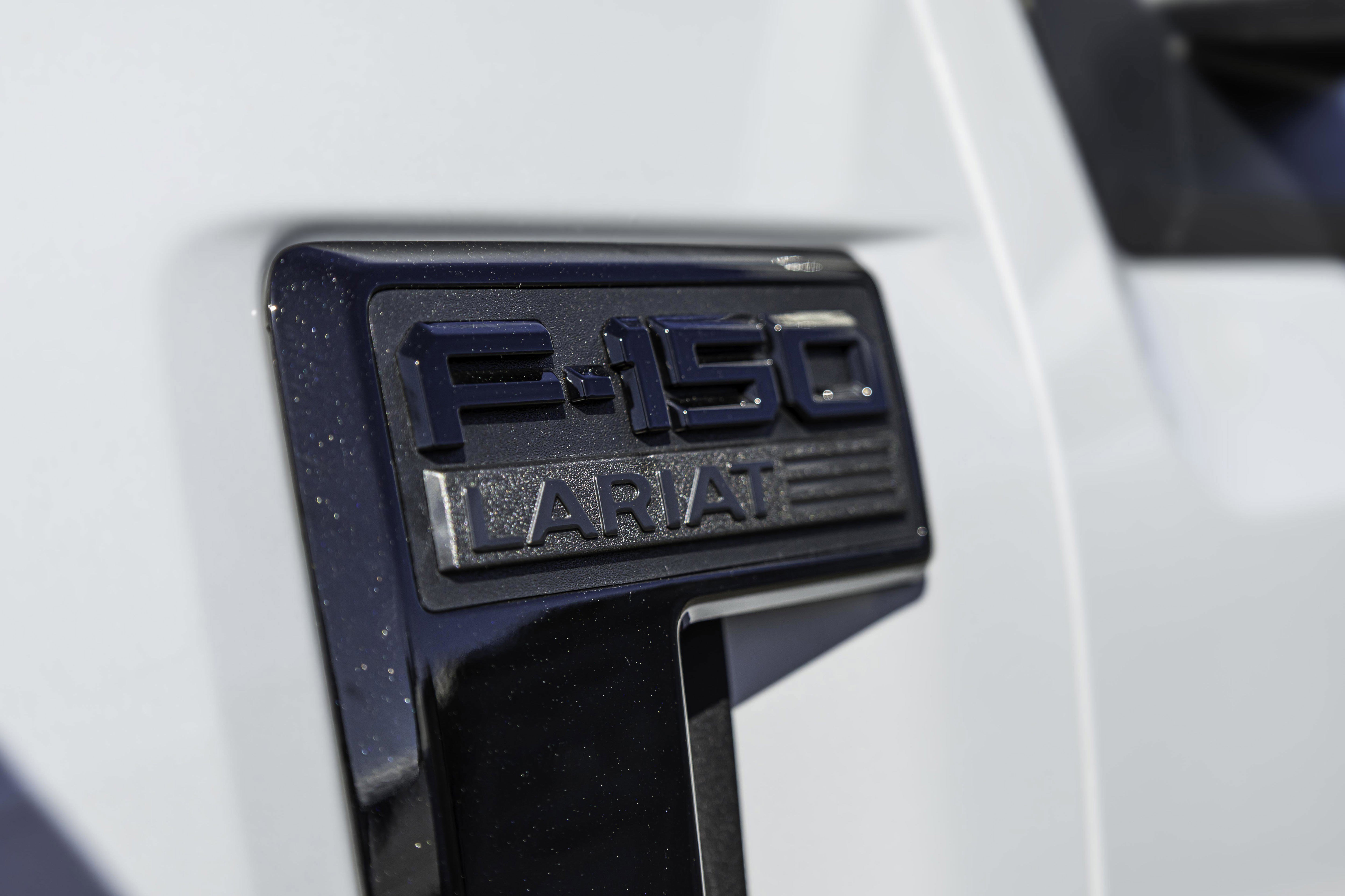 New 2025 Ford F150 Lariat w/ Equipment Group 502A High image 12