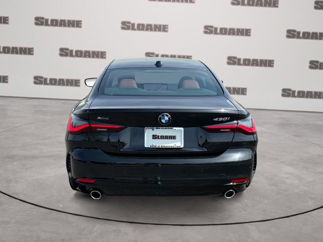 Certified 2026 BMW 430i xDrive Coupe w/ Premium Package AWD/4WD image 4