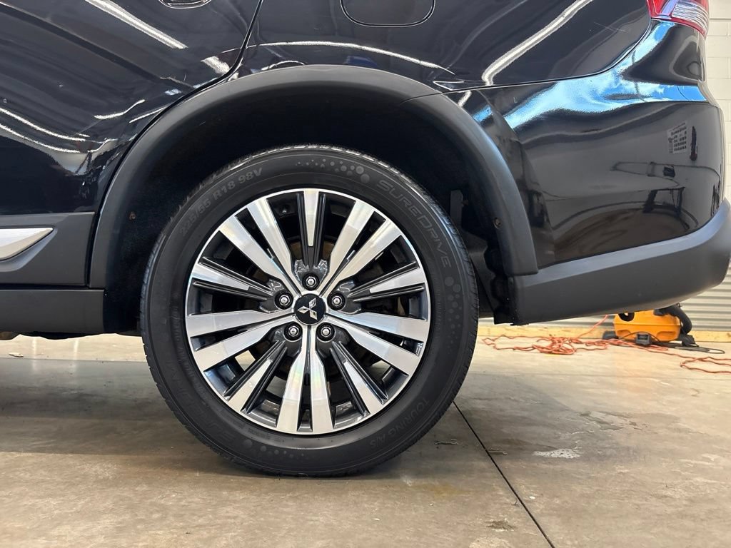 Used 2019 Mitsubishi Outlander SE AWD/4WD image 25