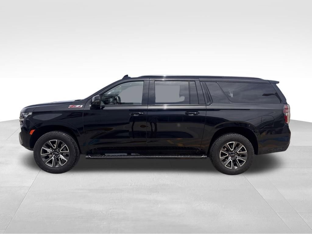 Used 2024 Chevrolet Suburban Z71 w/ Luxury Package AWD/4WD image 4