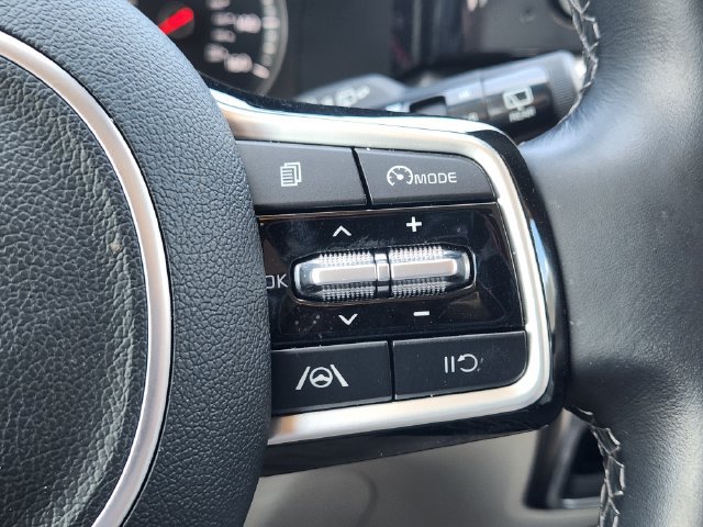 Certified 2022 Kia Sorento S w/ Panoramic Sunroof Package FWD image 30