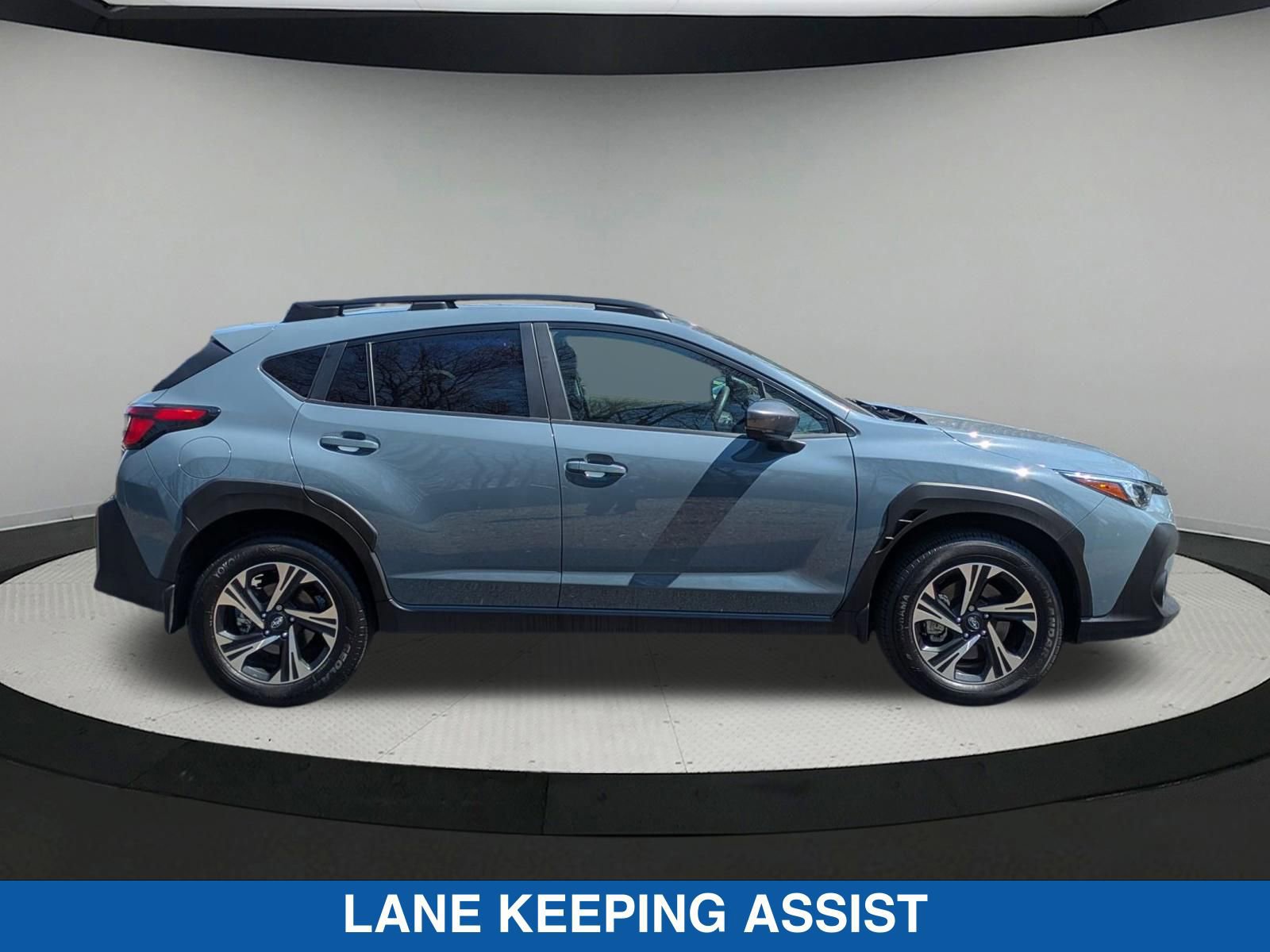 Used 2024 Subaru Crosstrek 2.0i Premium image 2