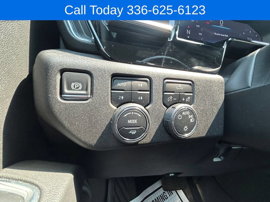 Used 2024 Chevrolet Silverado 1500 LT AWD/4WD image 29