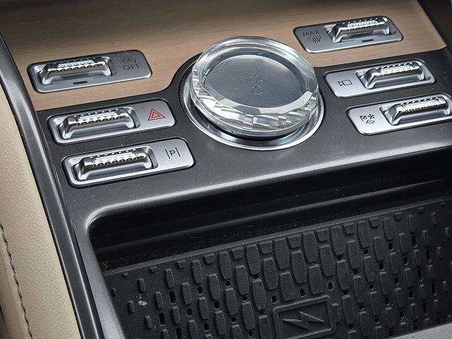 Used 2025 Lincoln Nautilus Reserve AWD/4WD image 26