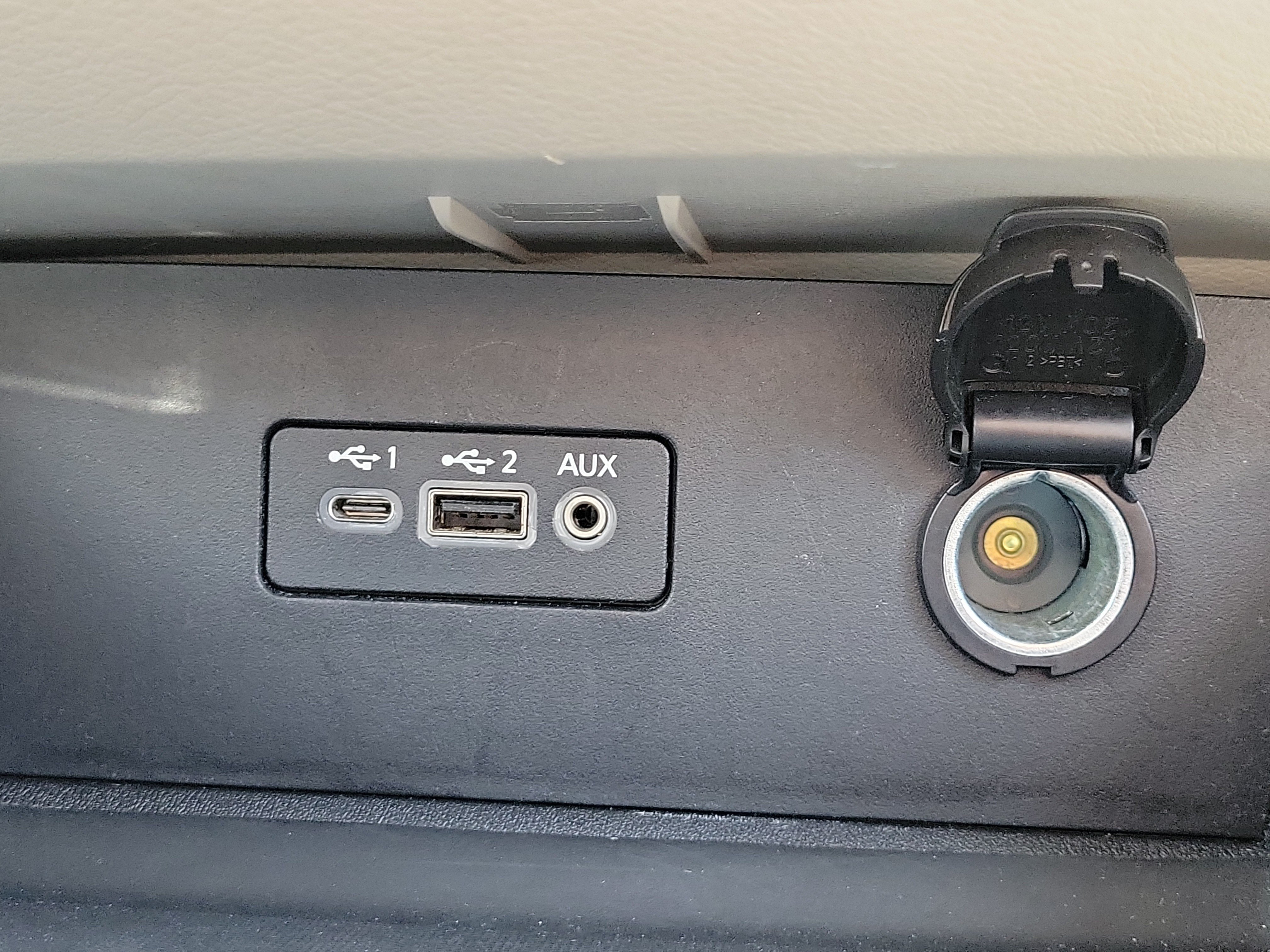 Used 2025 Nissan Altima 2.5 SV FWD image 28