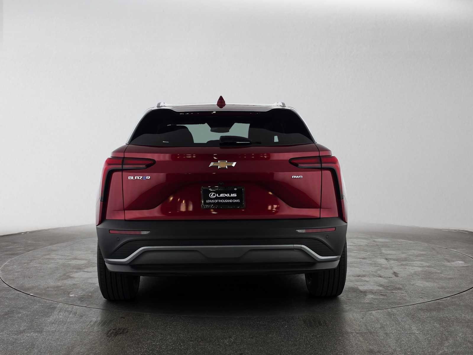 Used 2024 Chevrolet Blazer EV LT AWD/4WD image 4