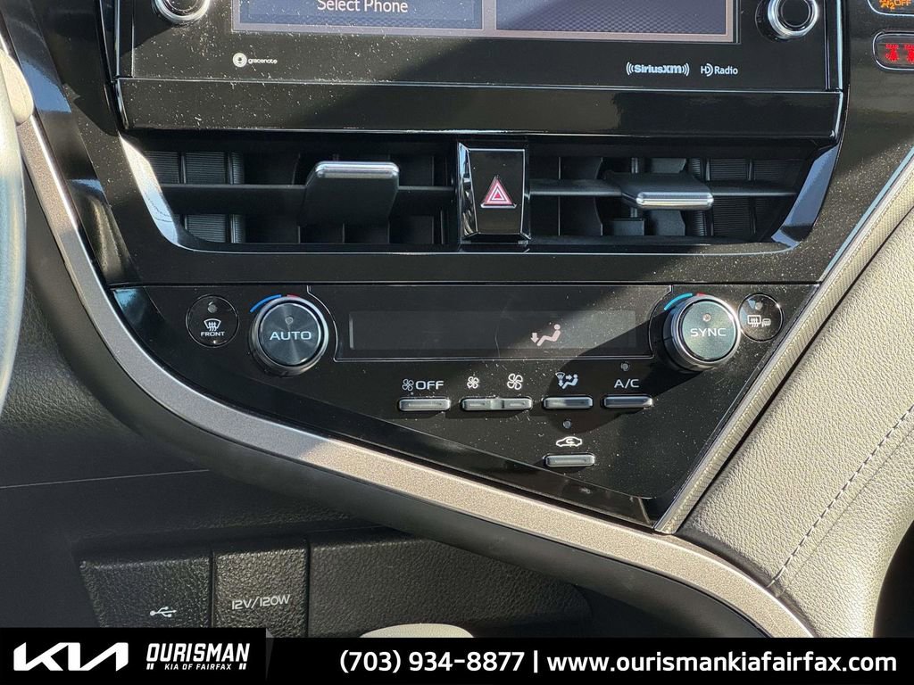 Used 2024 Toyota Camry XSE image 19