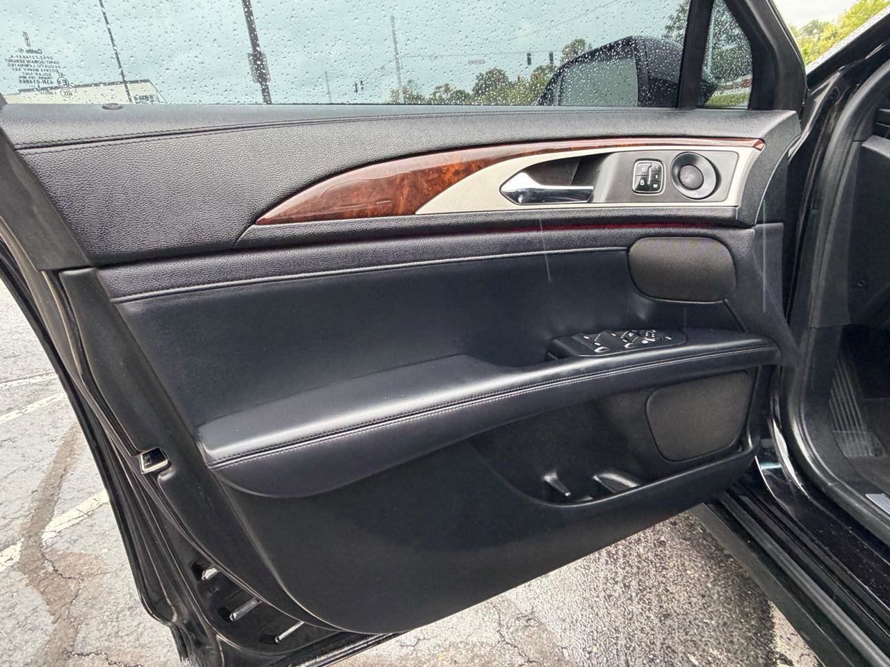 Used 2019 Lincoln MKZ Reserve w/ Reserve Plus Package AWD/4WD image 9