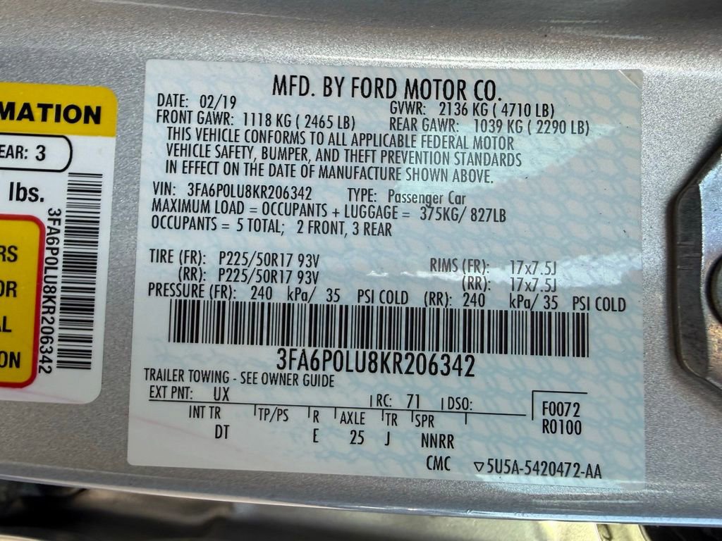 Used 2019 Ford Fusion SE FWD image 32
