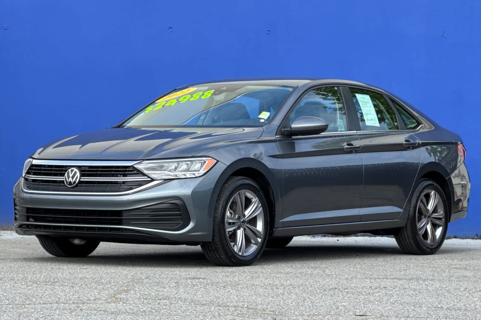 Used 2022 Volkswagen Jetta SE FWD image 8