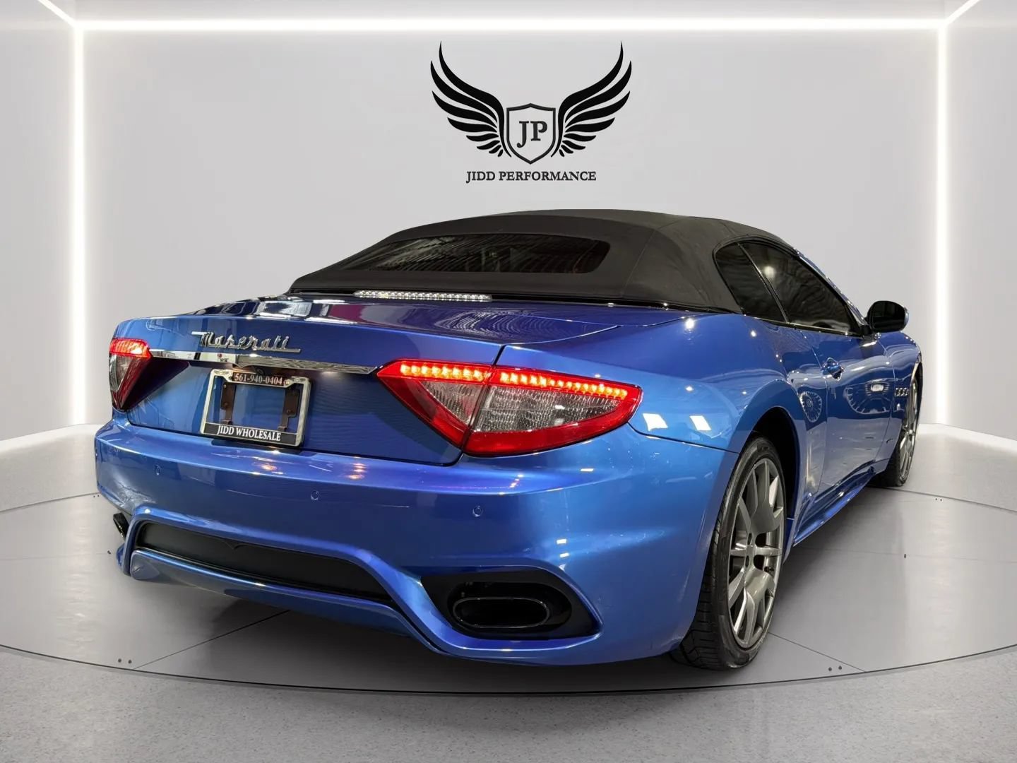 Used 2018 Maserati GranTurismo Sport RWD image 39