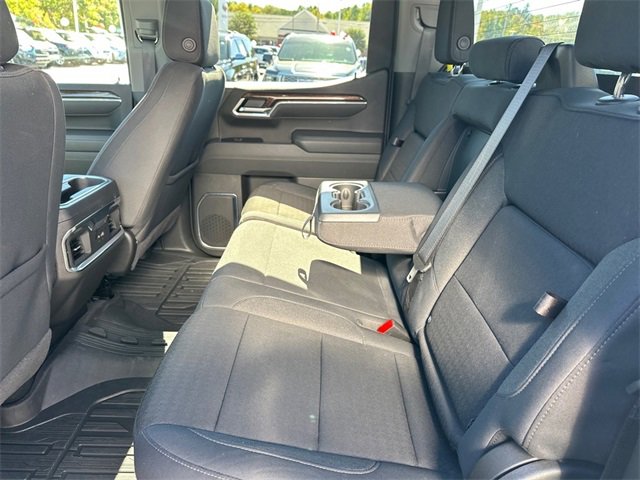 Used 2025 GMC Sierra 1500 Elevation image 13