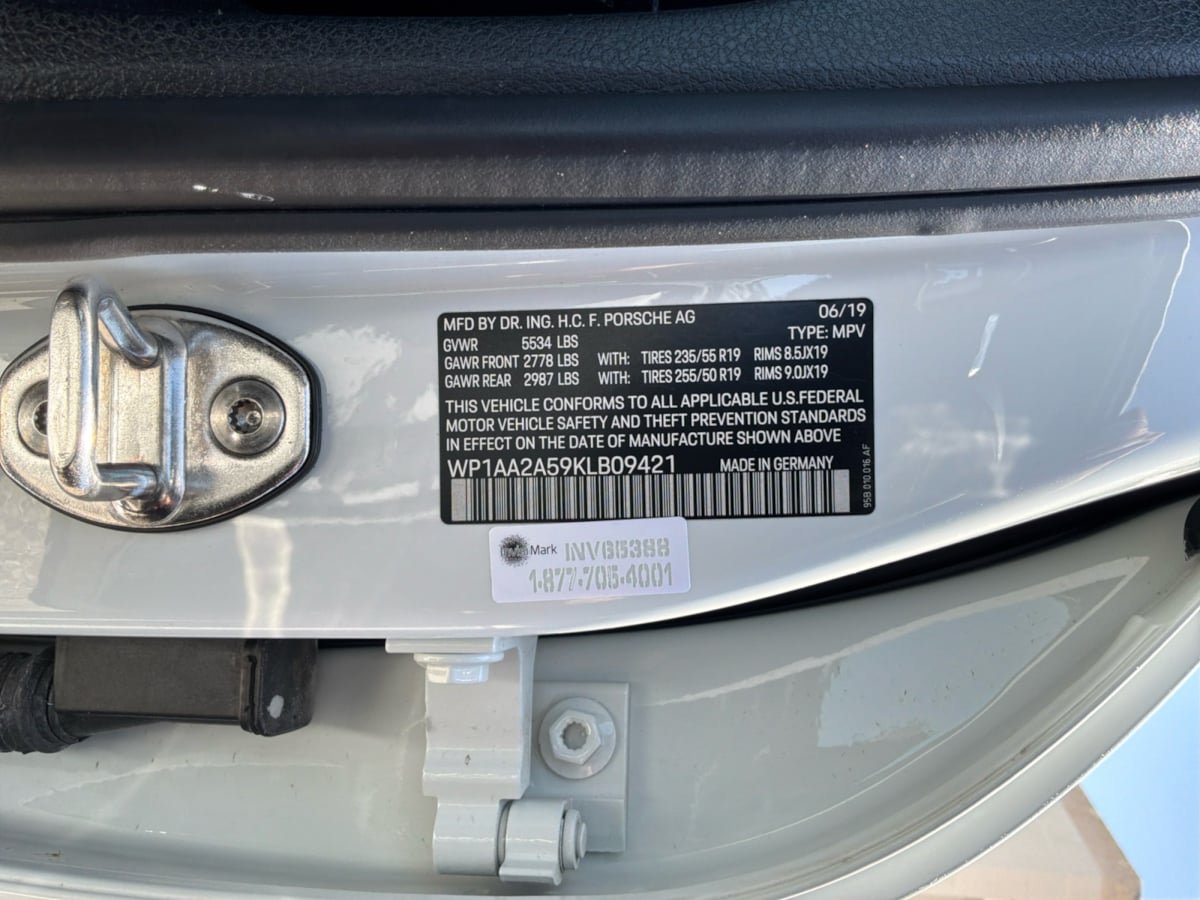 Used 2019 Porsche Macan AWD/4WD image 21