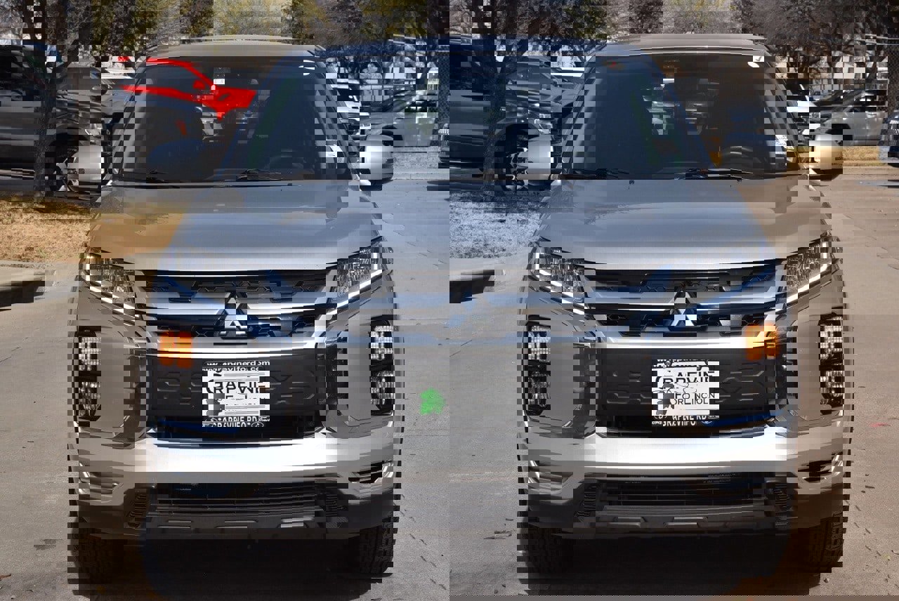 Used 2020 Mitsubishi Outlander Sport SE image 3