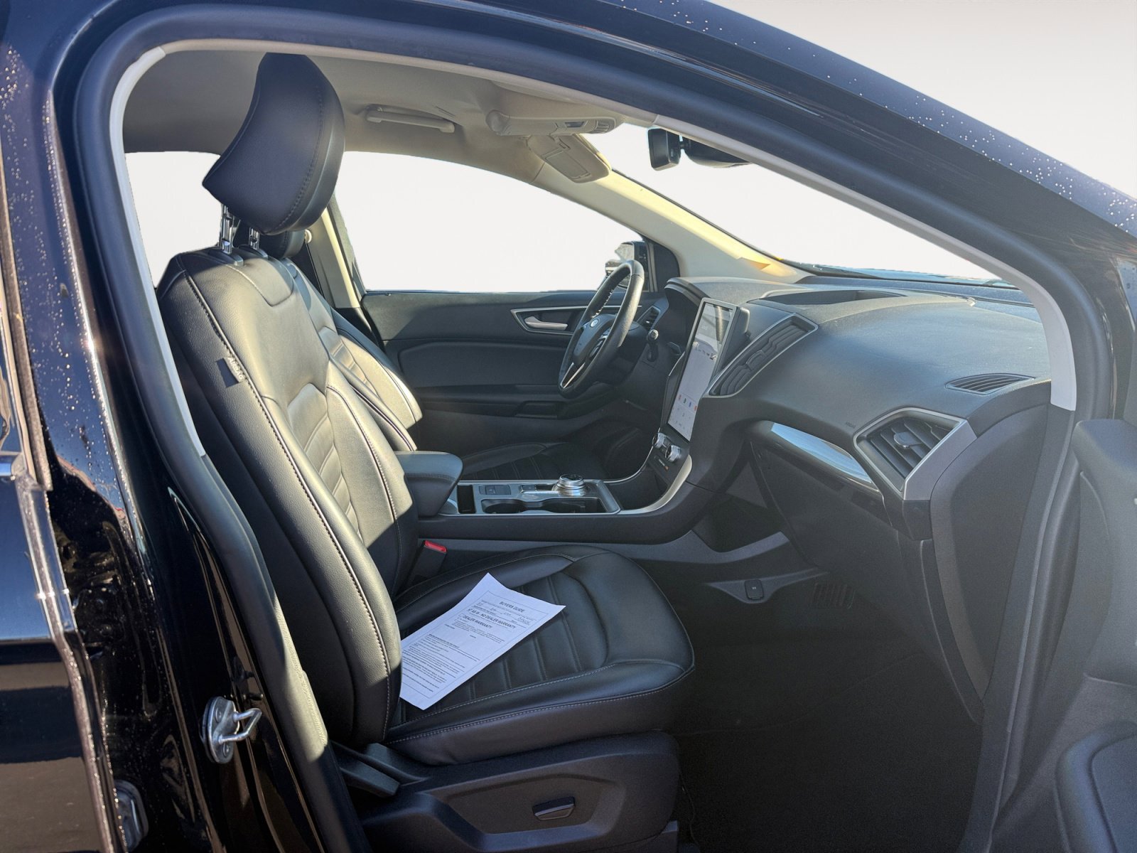 Used 2024 Ford Edge SEL image 19