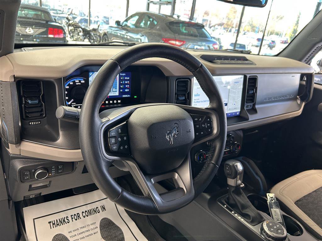 Used 2022 Ford Bronco Wildtrak image 11