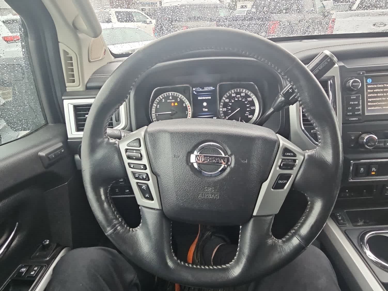 Used 2017 Nissan Titan PRO-4X w/ Pro-4x Convenience Package image 16