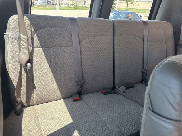 Used 2018 Chevrolet Express 3500 LT w/ LT Preferred Equipment Group RWD image 16