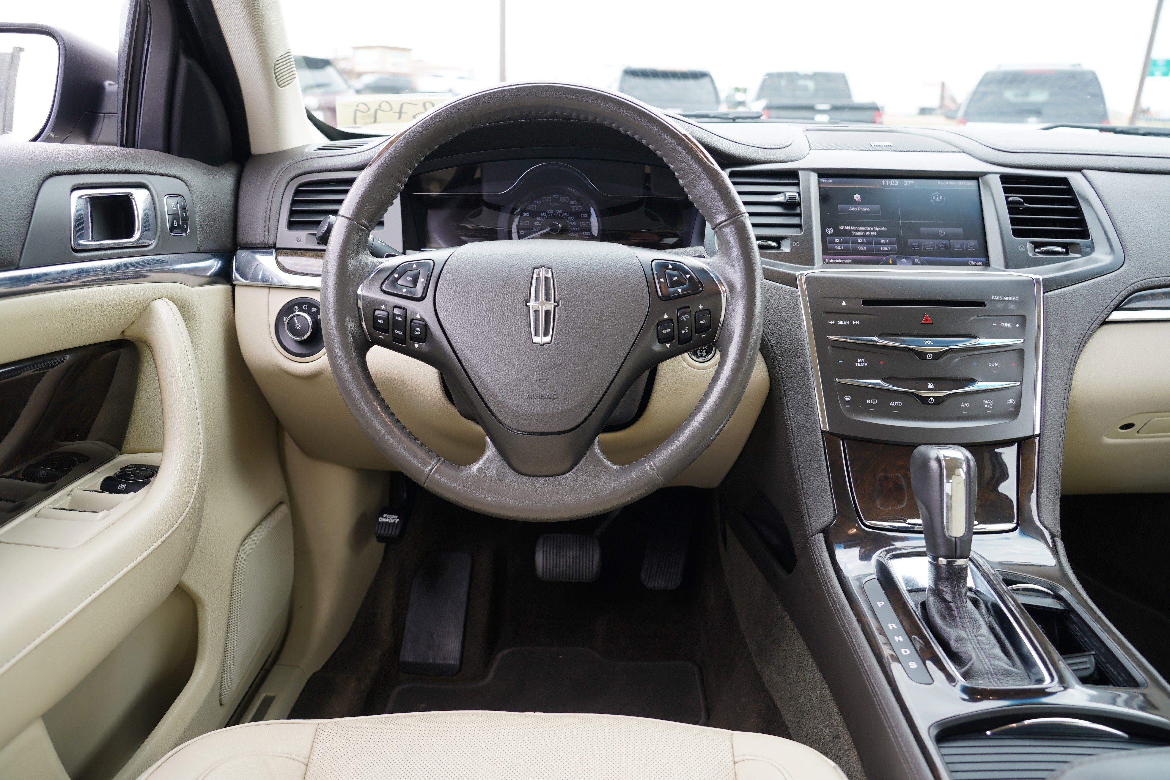 Used 2014 Lincoln MKS AWD w/ Equipment Group 101A image 22