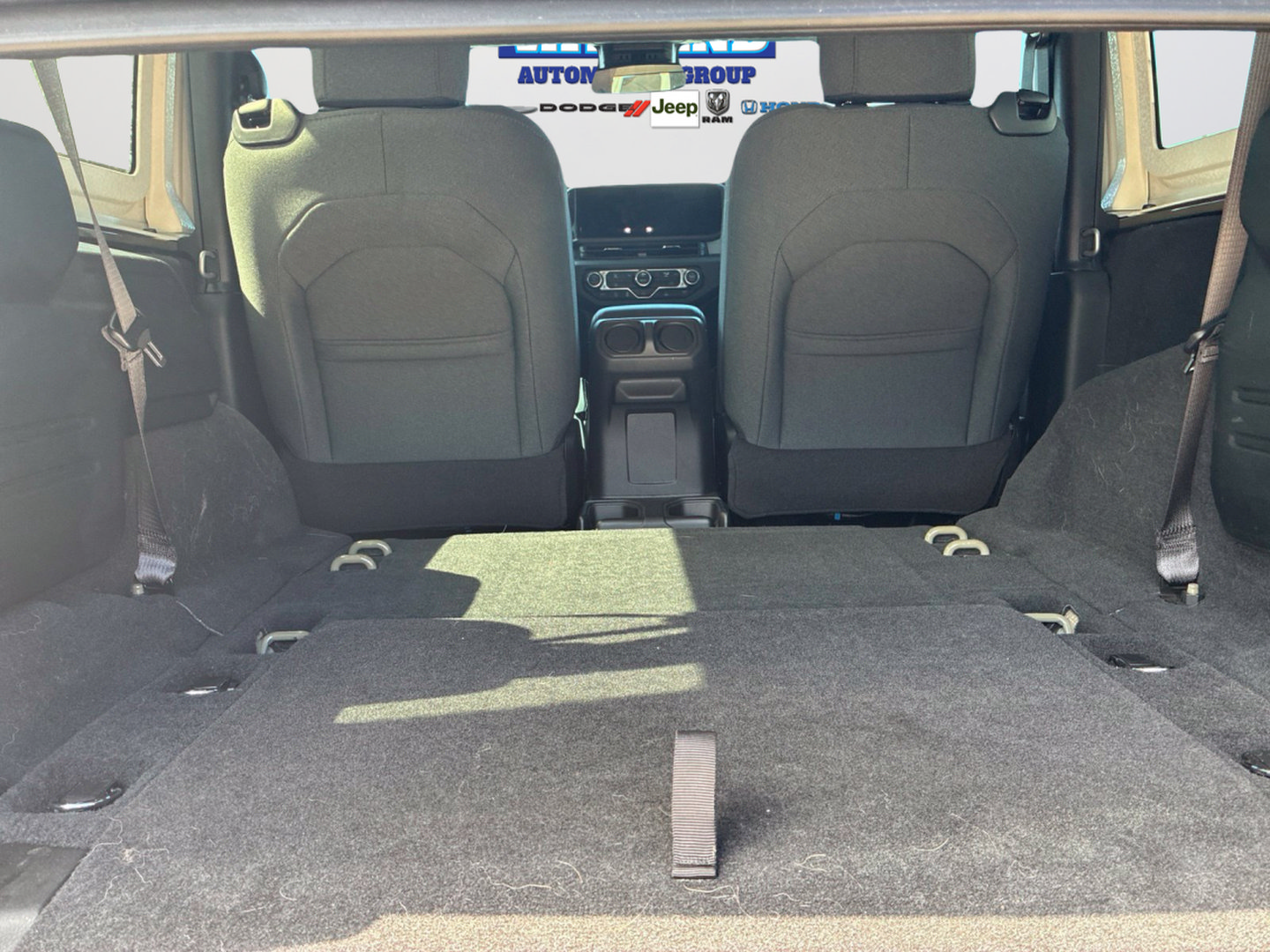 Certified 2025 Jeep Wrangler Sport AWD/4WD image 30