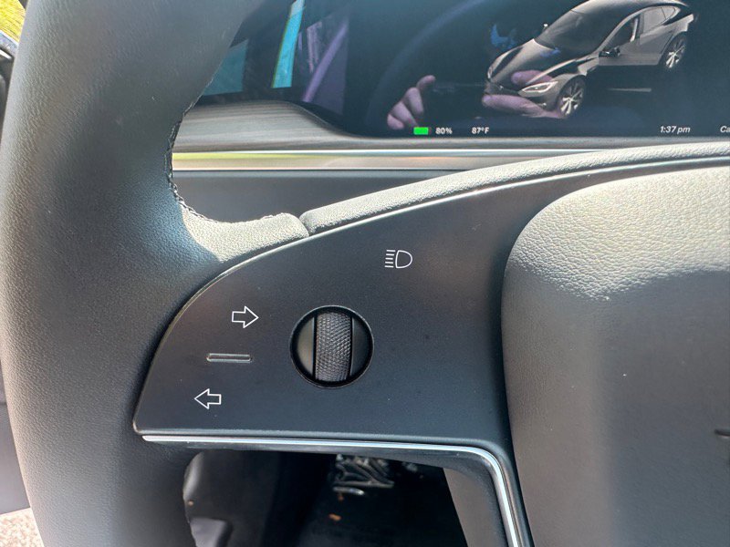 Used 2023 Tesla Model S image 17