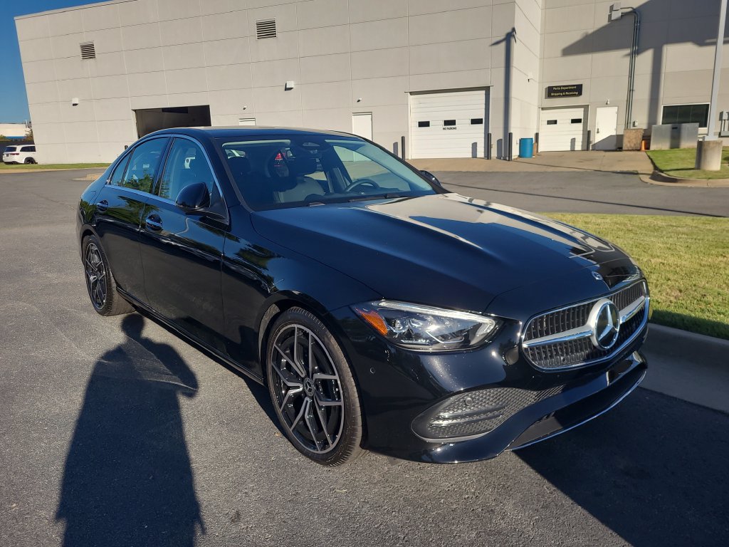 Used 2026 Mercedes-Benz C 300 4MATIC Sedan image 3